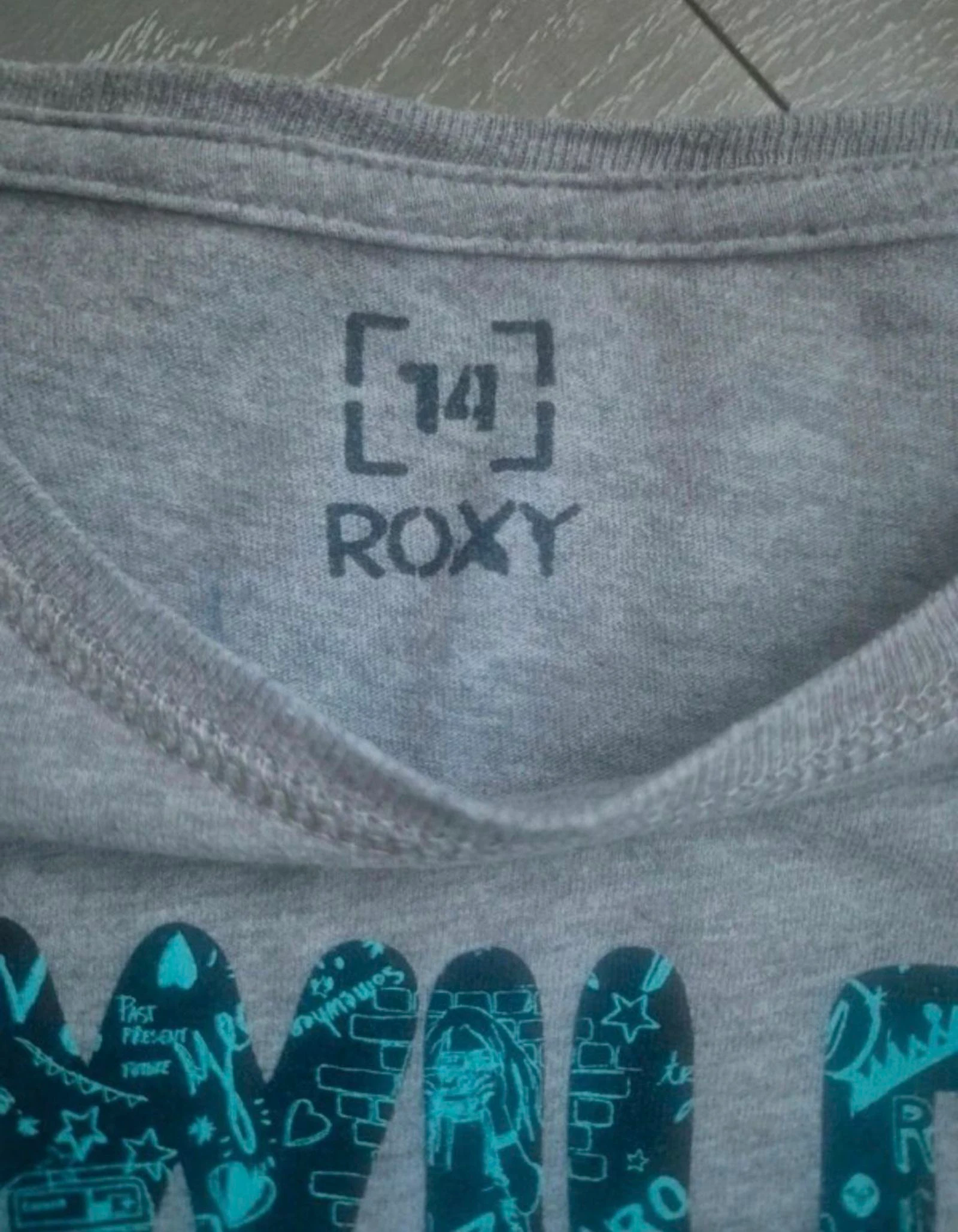 Grijze lange mouwen T-shirt. Roxy. Maat 14 jaar – photo 3